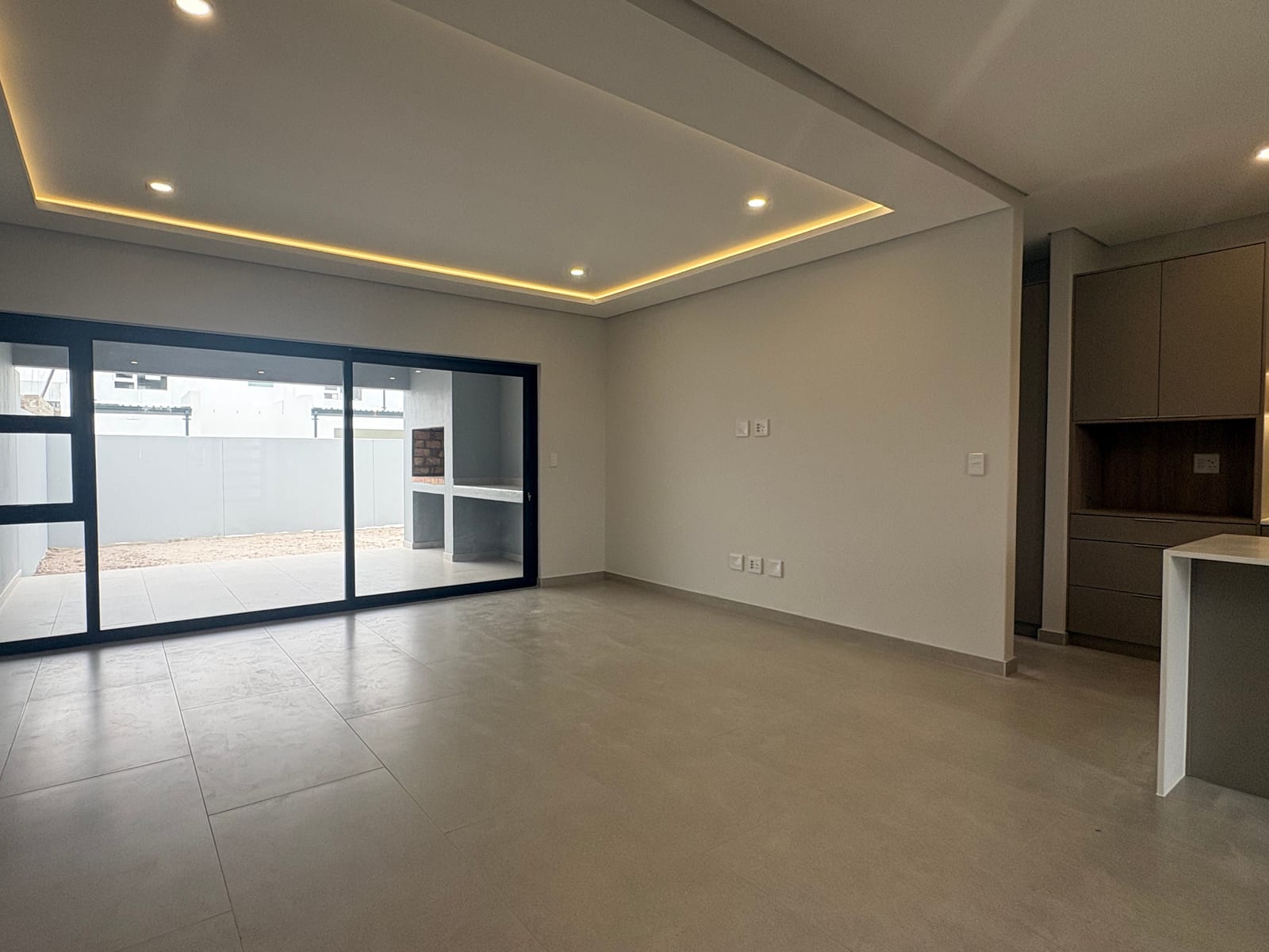 70 Grizdale Street - Sandown — foto 4, Sandown, Bloubergstrand