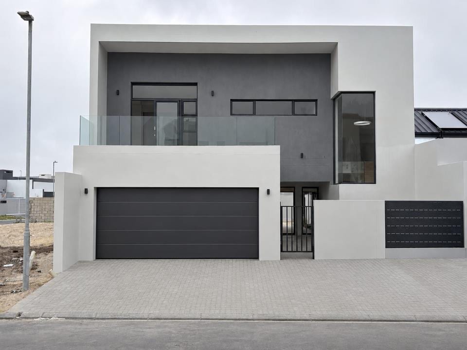 11 Mignano Street - Sandown — Sandown